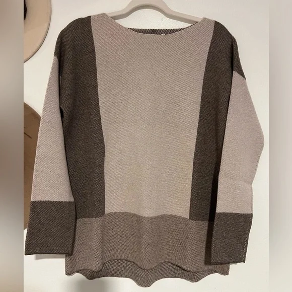 vince Colorblock Sweater - Picture 2 of 4